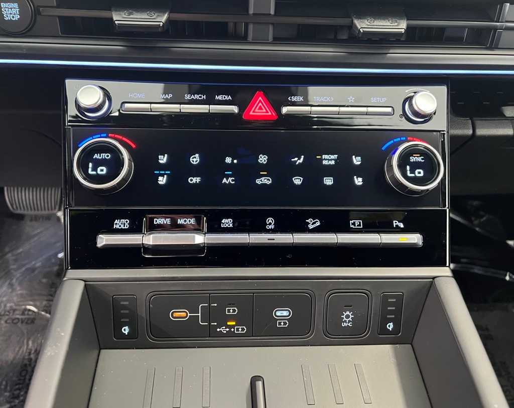 2025 Hyundai Santa Fe Calligraphy photo 26