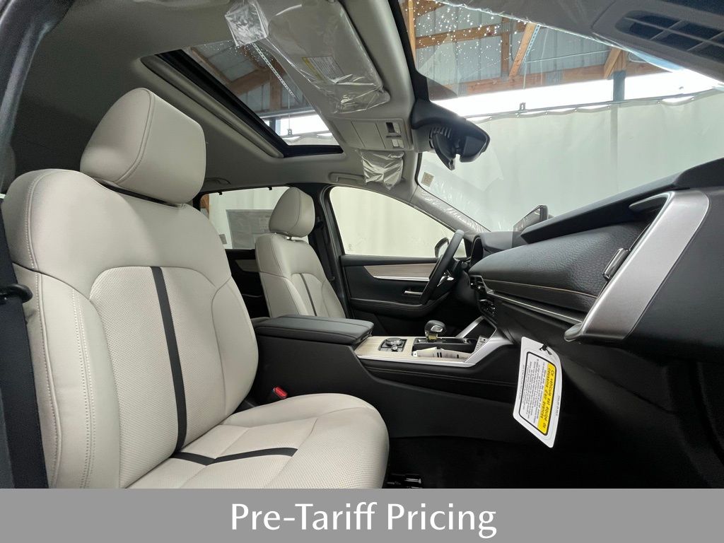 2025 Mazda CX-90 3.3 Turbo Preferred photo 11