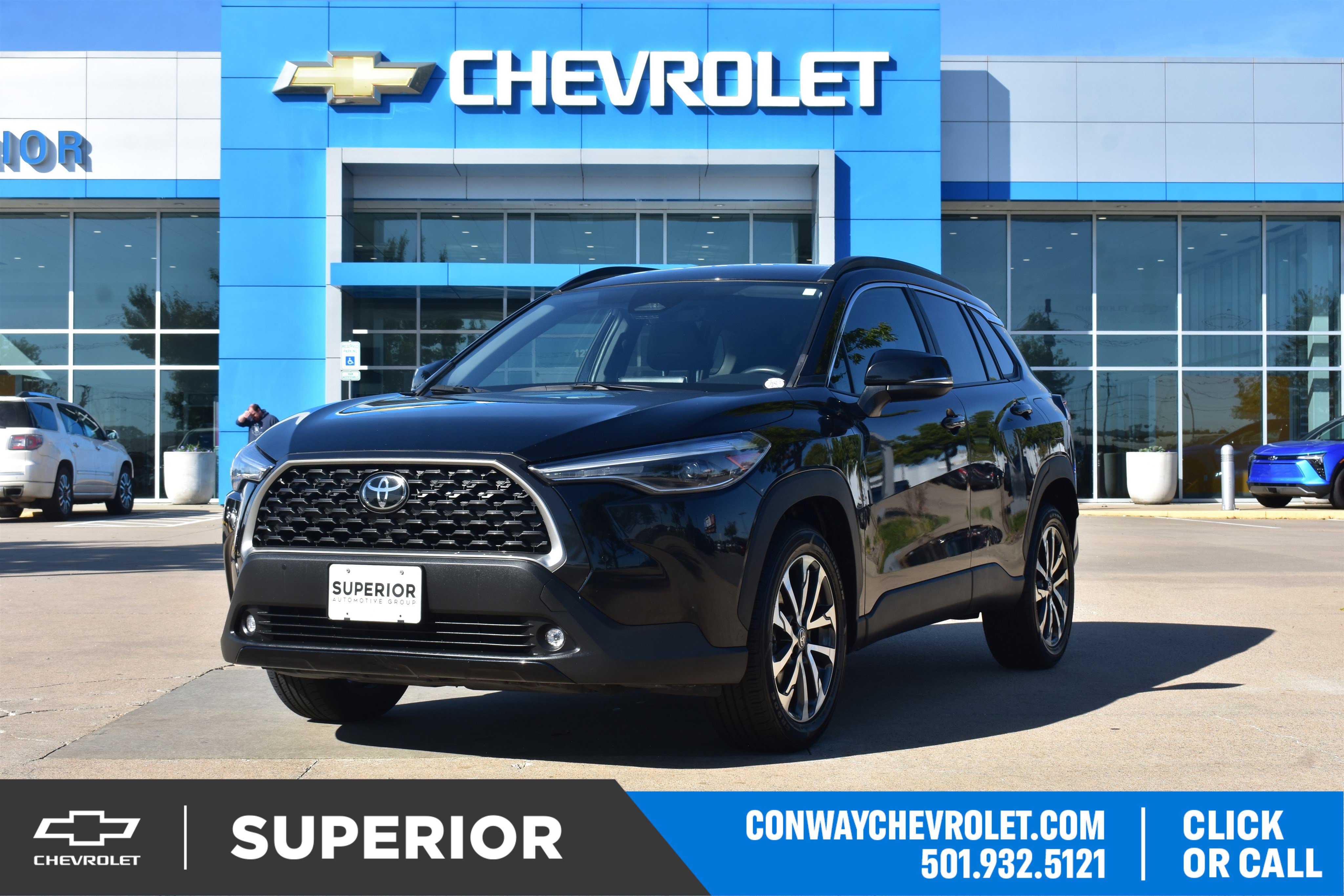 2023 Toyota Corolla Cross XLE's photo