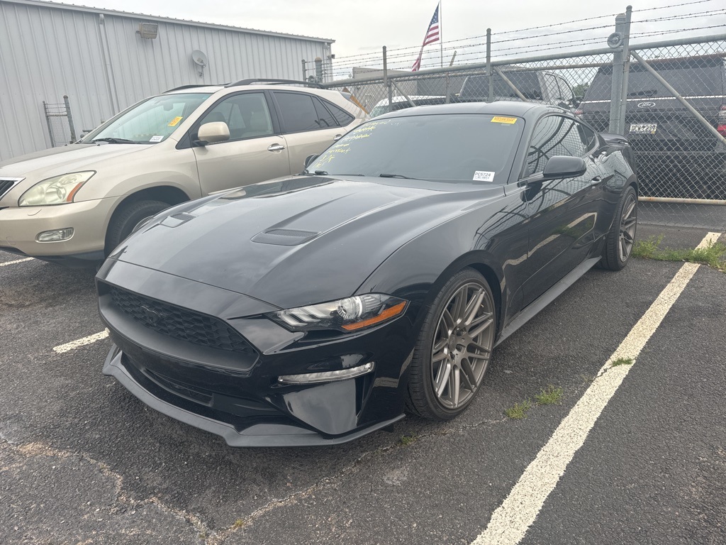 PreOwned 2020 Ford Mustang EcoBoost 2D Coupe in Beaufort PC5724