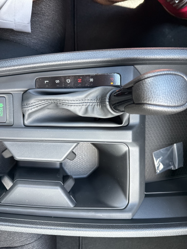 2025 Honda Accord LX photo 25