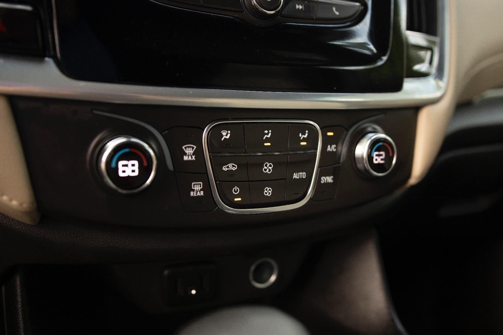 2023 Chevrolet Traverse LS photo 8