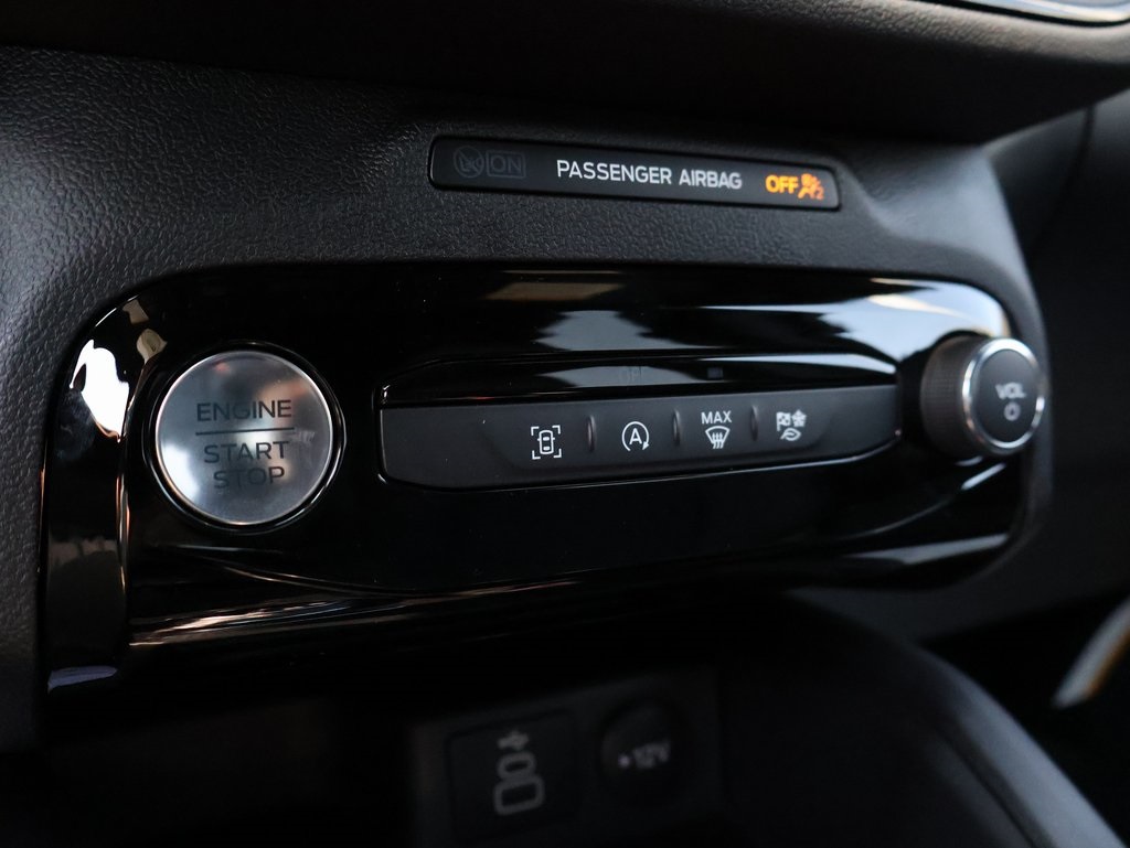 2025 Ford Escape ST-Line Elite photo 36