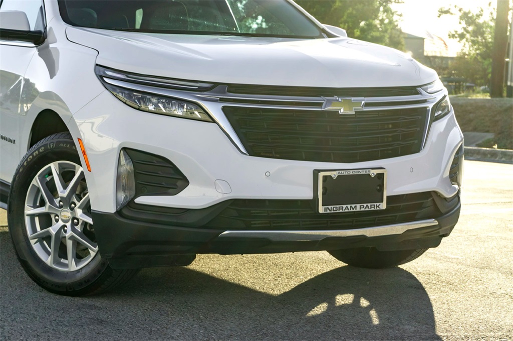 2024 Chevrolet Equinox LT photo 3