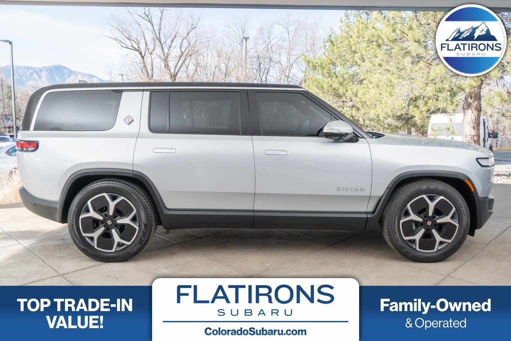 2024 Rivian R1S Adventure's photo