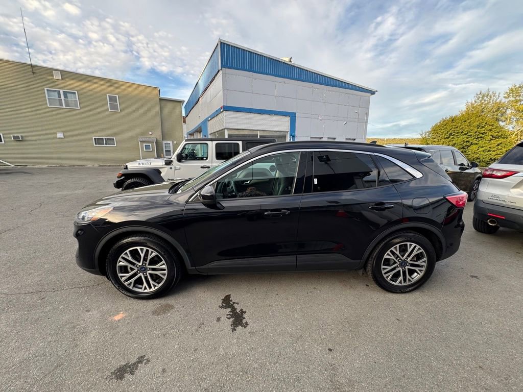 Used 2021 Ford Escape SEL with VIN 1FMCU0CZ0MUA39225 for sale in Forest City, PA