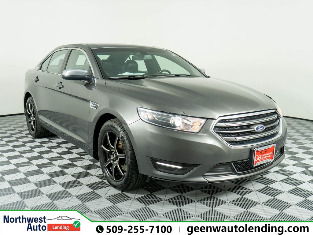 2015 Ford Taurus