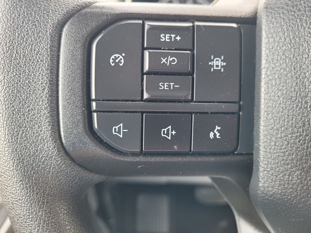 2023 Ford F-150 XLT photo 17