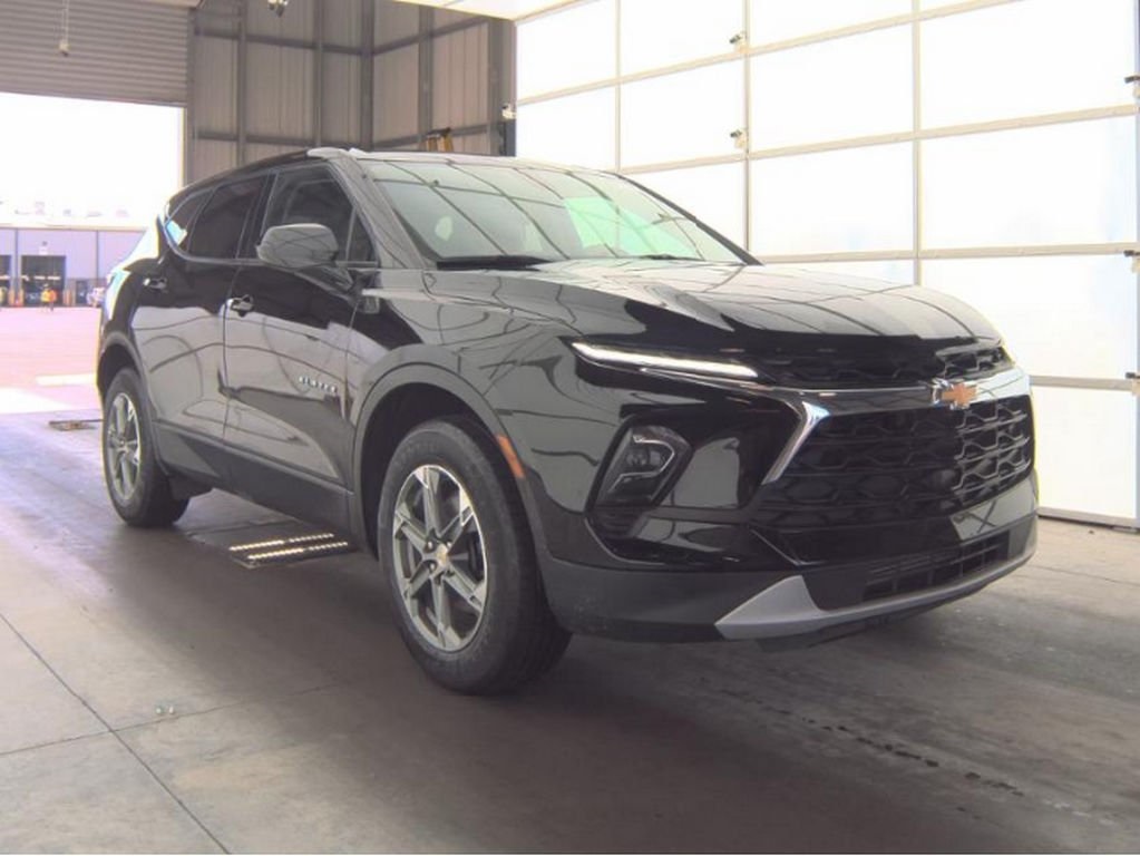 2023 Chevrolet Blazer 2LT photo 4