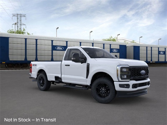 2025 Ford F-350 photo 7