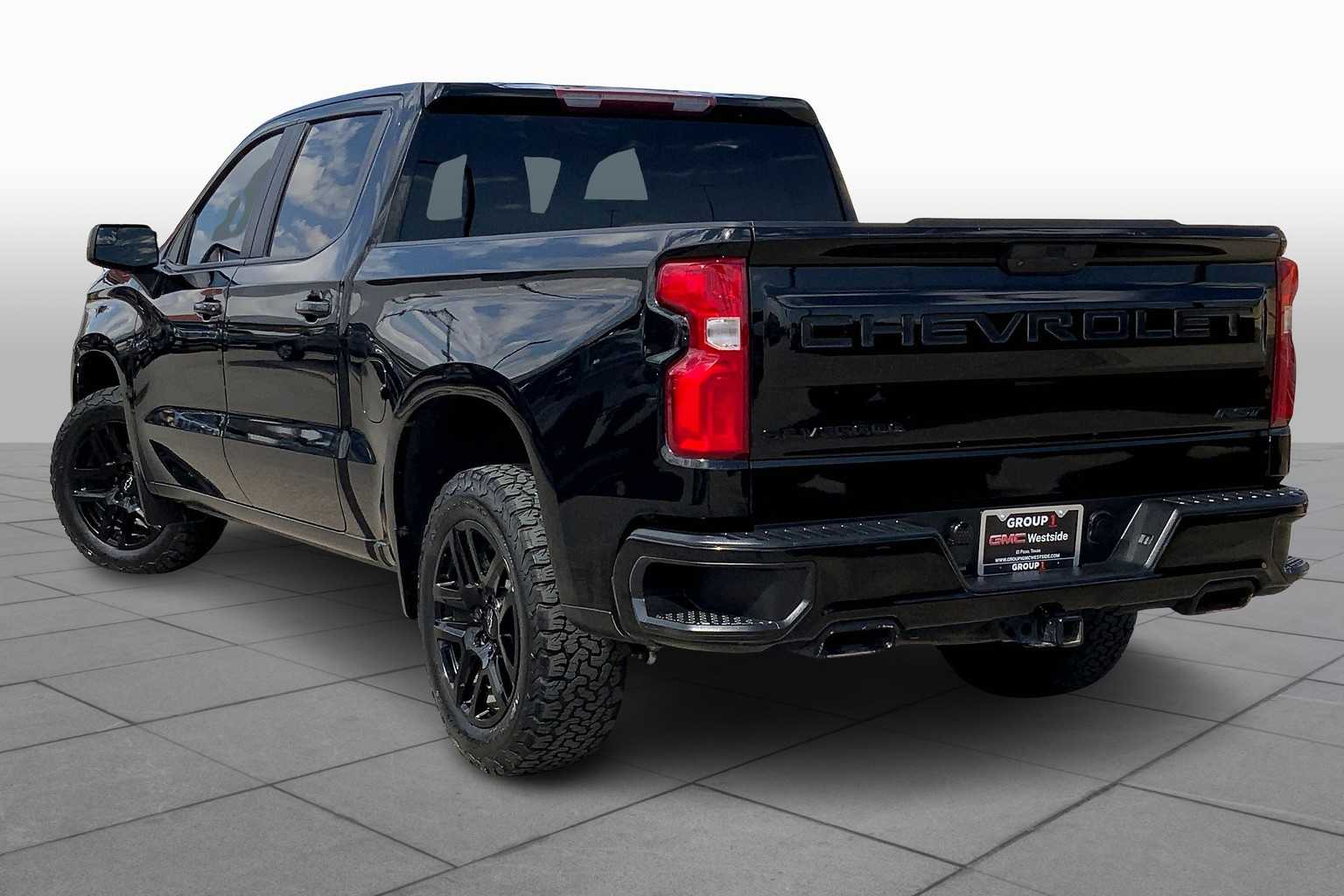 2021 Chevrolet Silverado 1500 RST photo 8