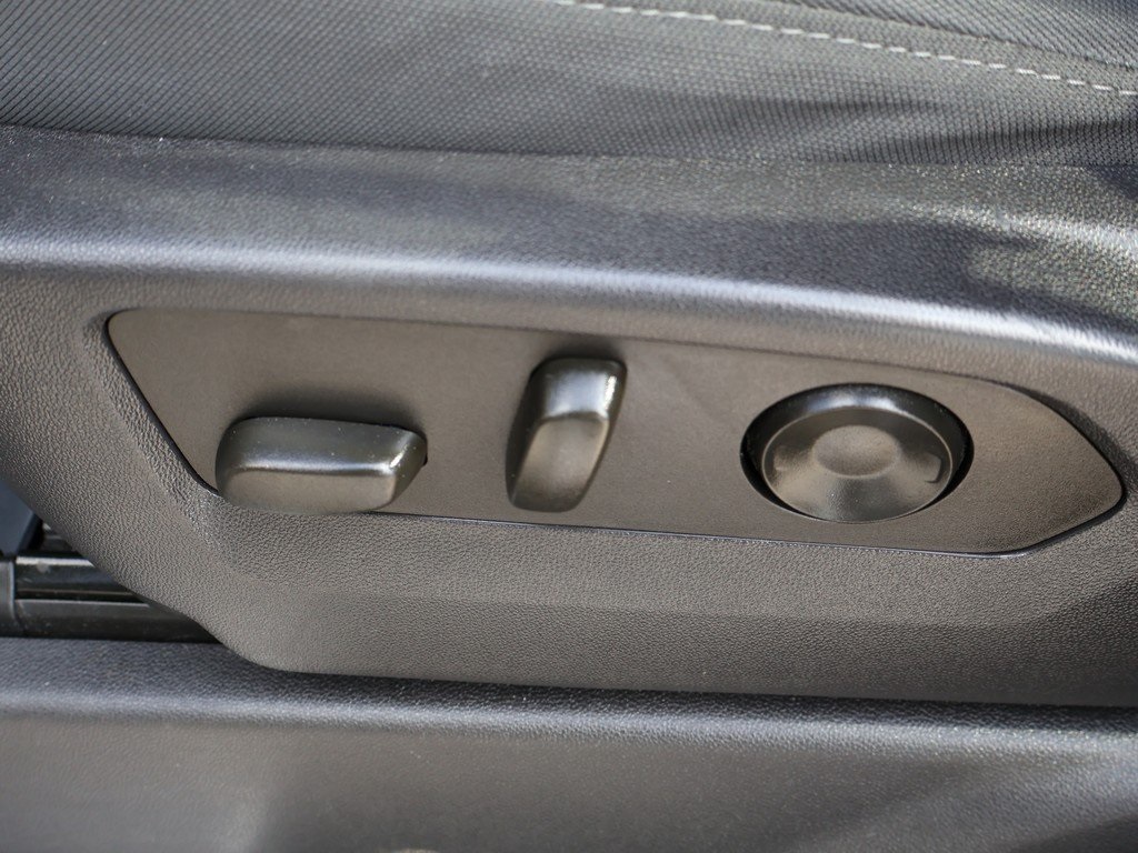 2023 Chevrolet Silverado 1500 LT photo 22