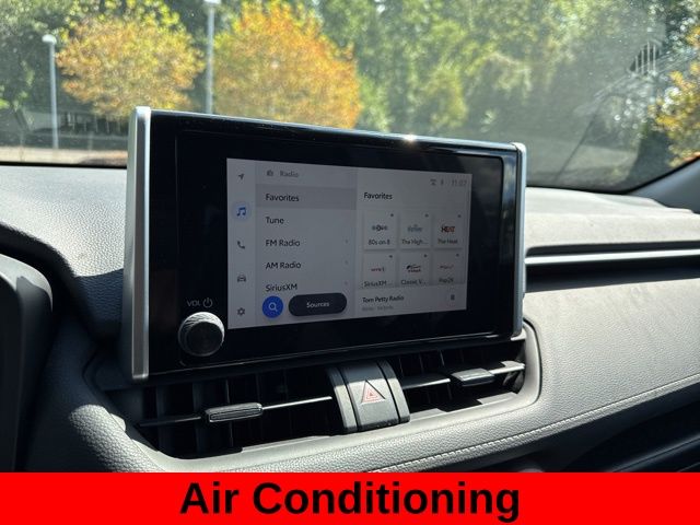 2024 Toyota RAV4 LE photo 11