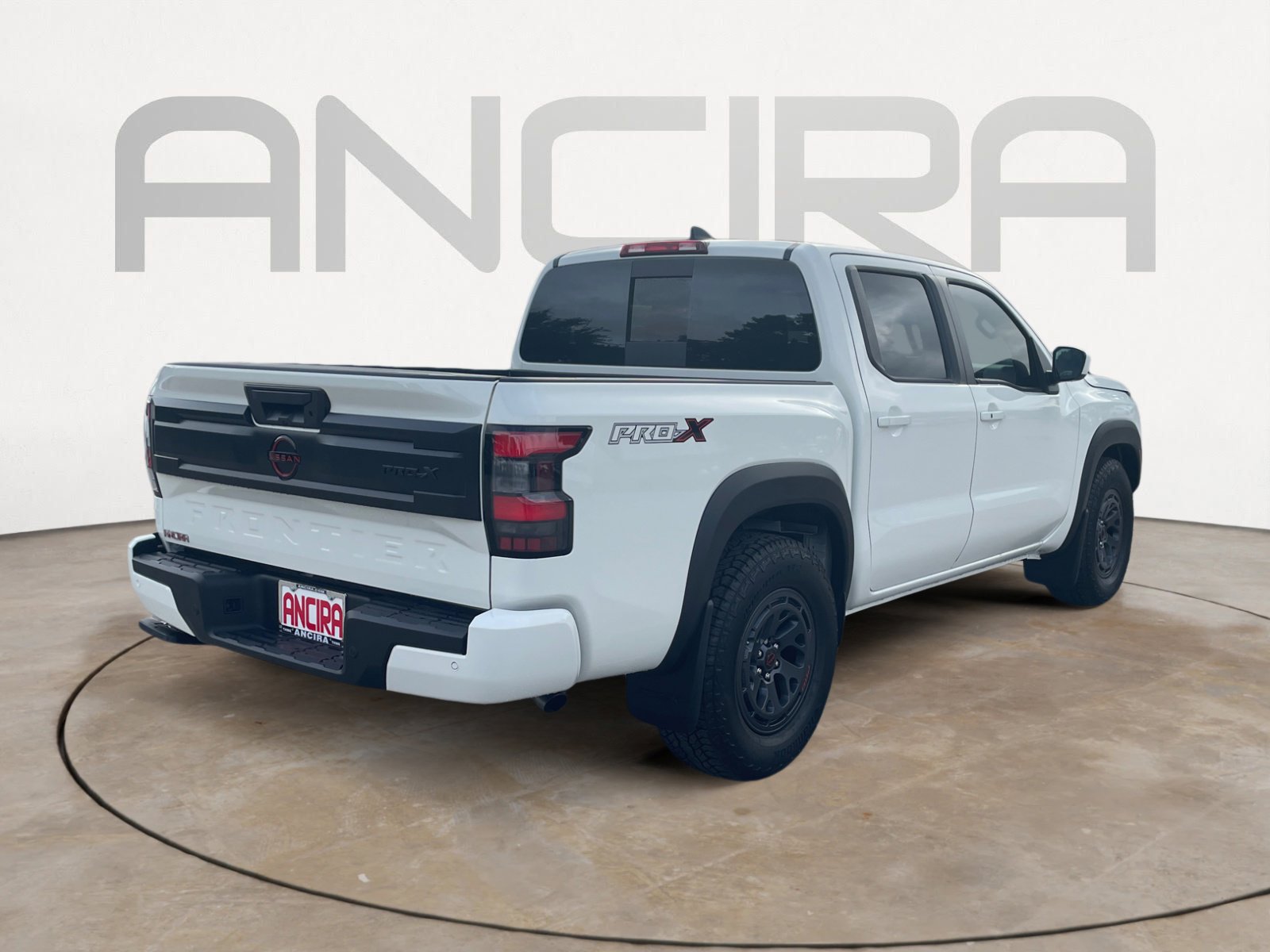 2025 Nissan Frontier PRO-X photo 9