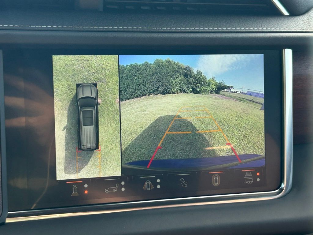 2024 Gmc Yukon XL Denali Ultimate photo 3