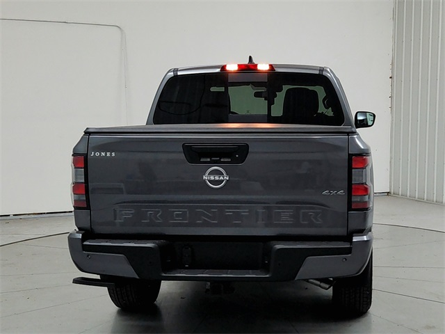 2026 Nissan Frontier SV photo 3
