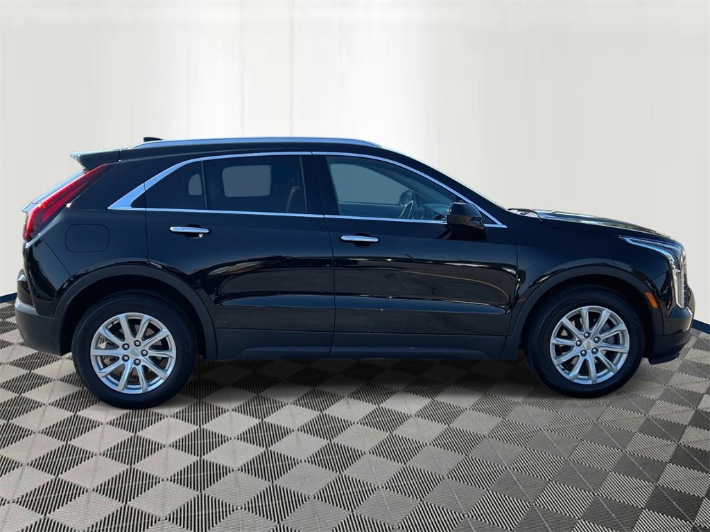 2023 Cadillac XT4 Luxury photo 6