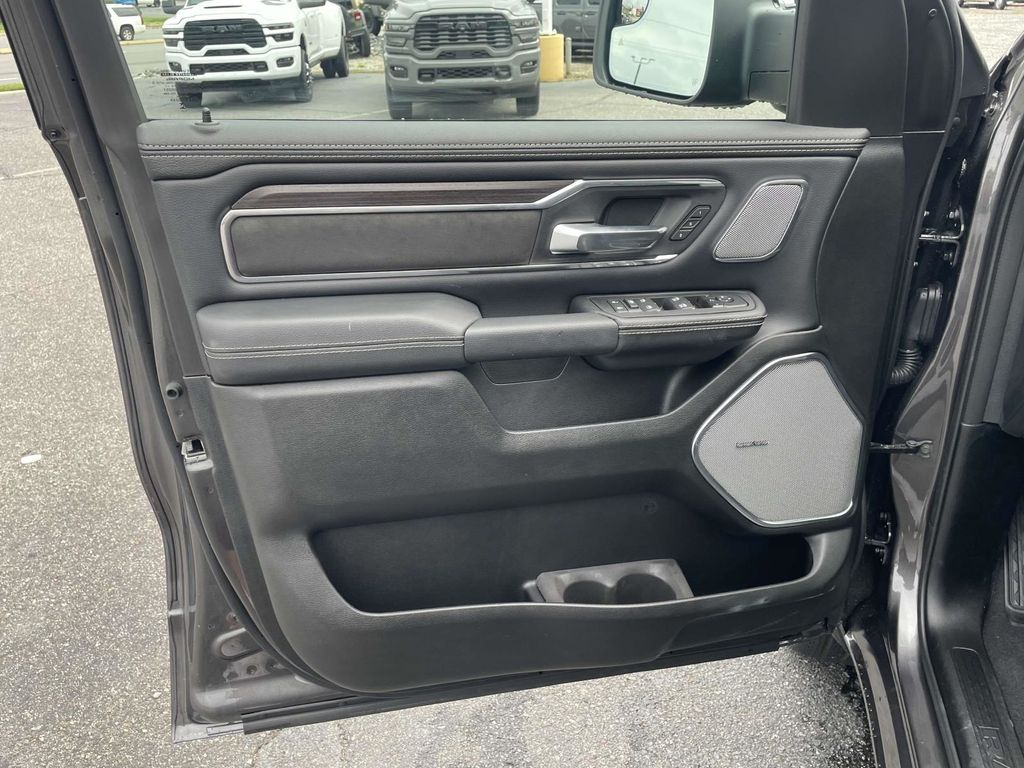 2026 Ram 1500 Laramie photo 20