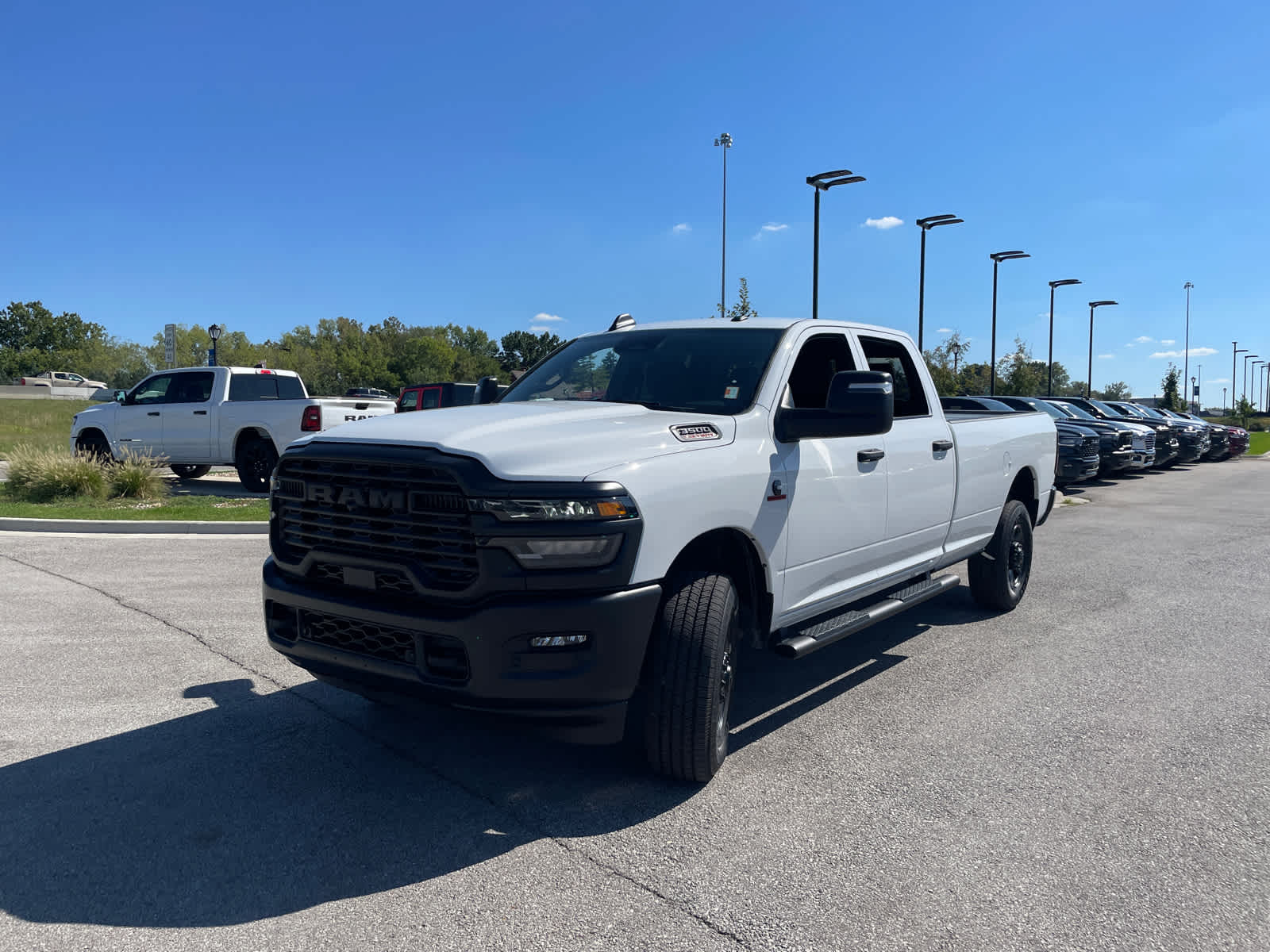 2025 Ram 3500 Tradesman photo 4