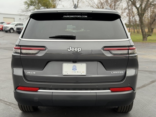 2025 Jeep Grand Cherokee Limited photo 4
