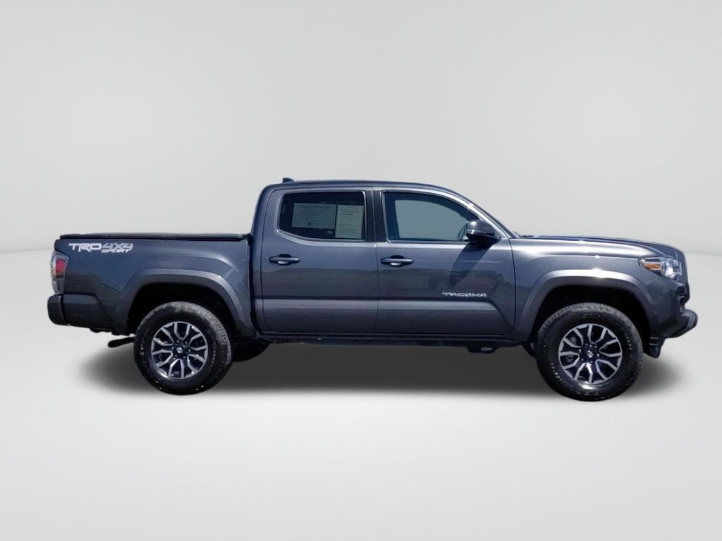 2023 Toyota Tacoma TRD Sport photo 2