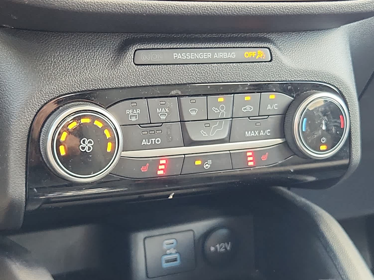 2022 Ford Escape SE photo 13