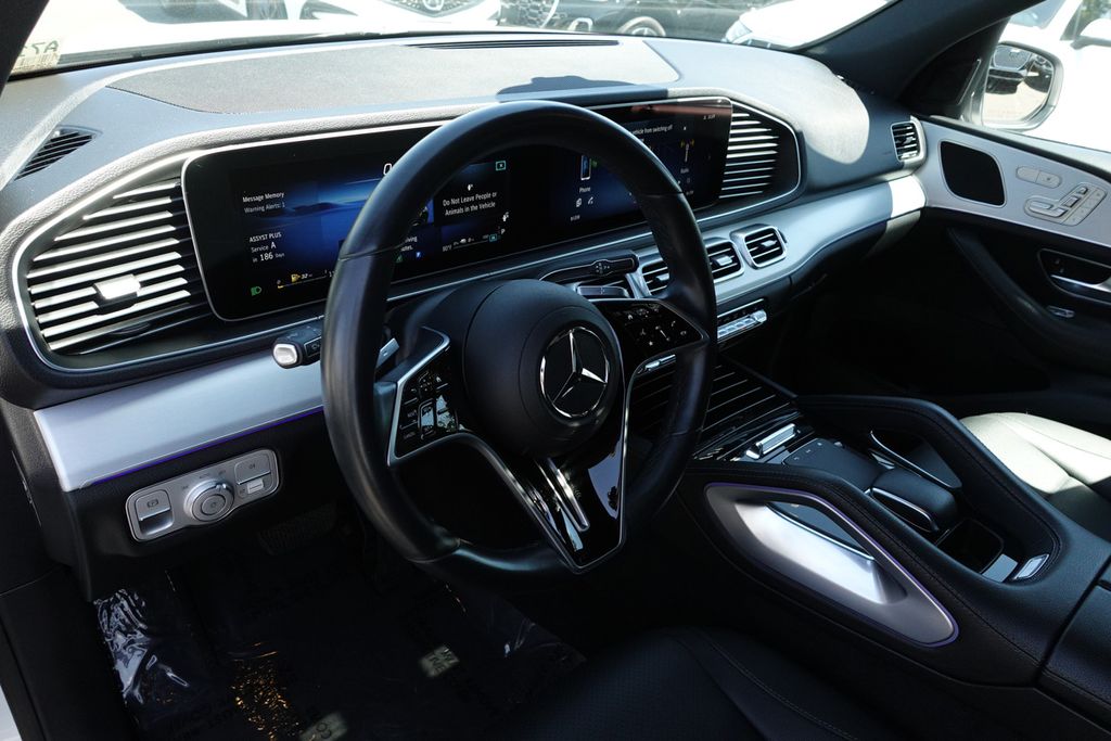 2024 Mercedes Benz GLE 450e 4MATIC photo 4