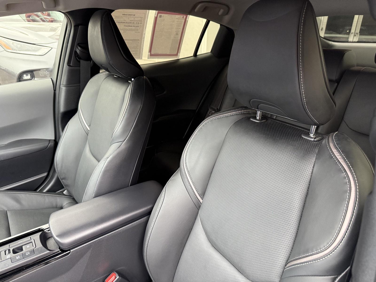 2024 Toyota Prius Limited photo 15