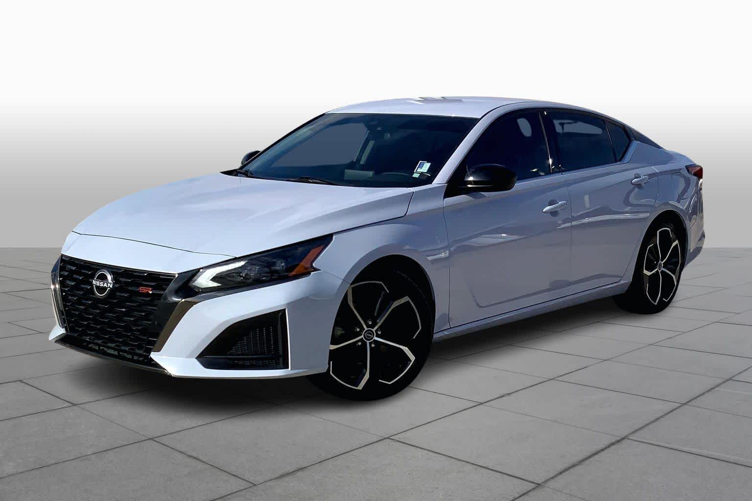 2024 Nissan Altima SR