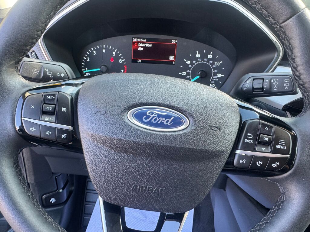 2022 Ford Escape SE photo 12