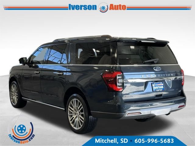 2022 Ford Expedition MAX Limited photo 3