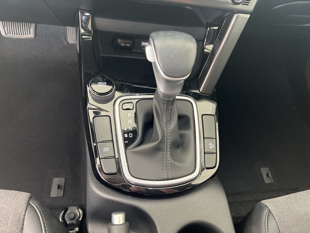 2024 Kia Seltos S photo 11