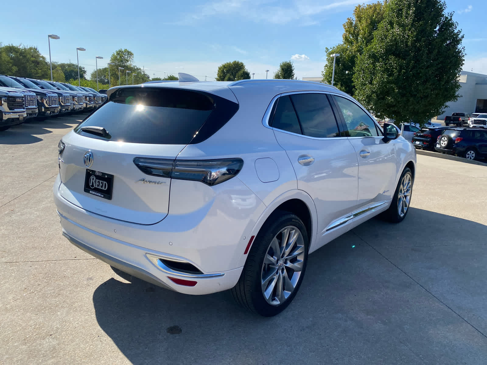 2023 Buick Envision Avenir photo 5