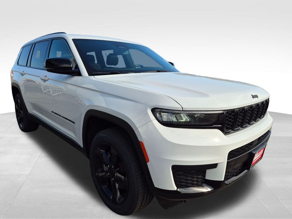 2021 Jeep Grand Cherokee Altitude photo 5