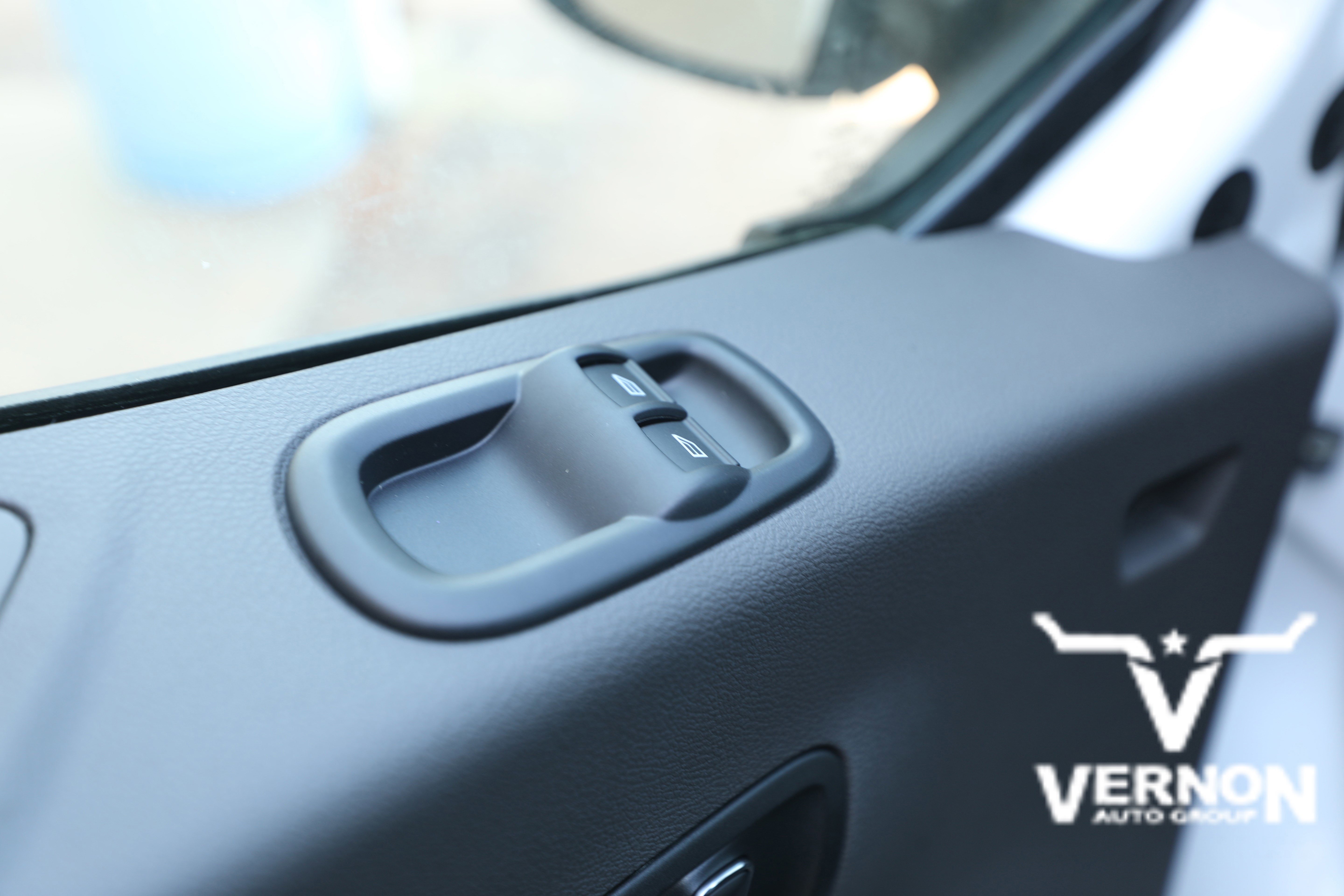 2025 Ford Transit Cargo Van XL photo 3