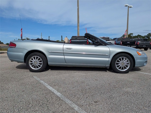 2003 Chrysler Sebring Limited photo 2