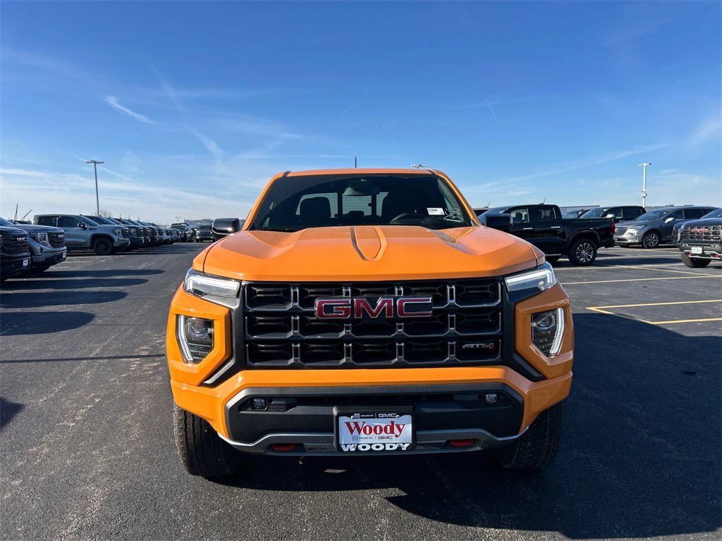 2026 GMC CANYON - Image 2