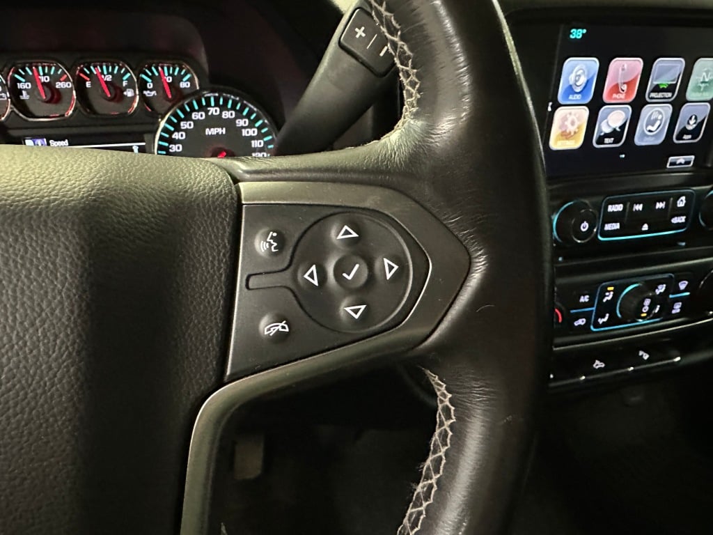 2018 Chevrolet Silverado 1500 LT photo 4