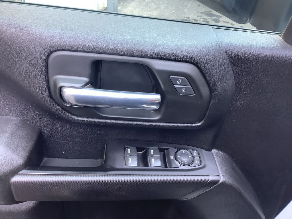 2023 Chevrolet Silverado 3500HD Work Truck photo 4