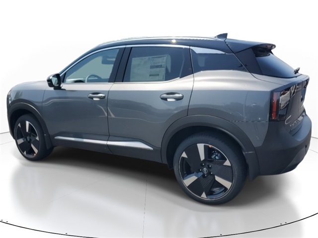 2025 Nissan Kicks SR photo 2