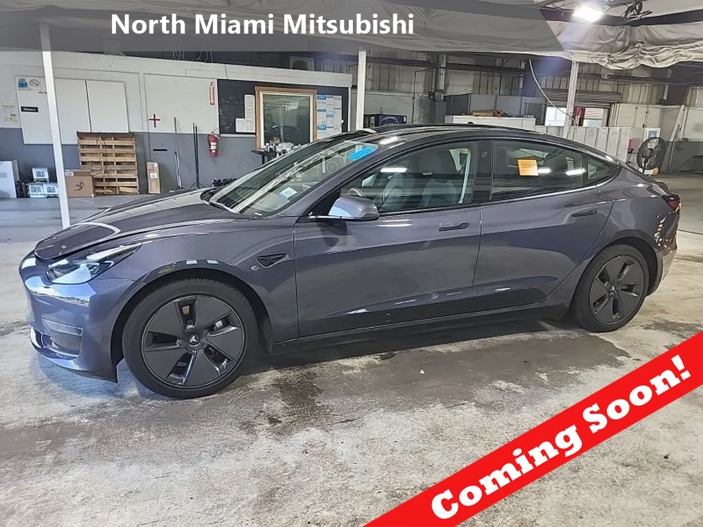 2023 Tesla Model 3 Base's photo