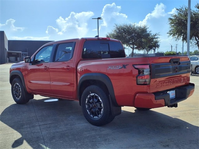 2025 Nissan Frontier Crew Cab PRO-X photo 2