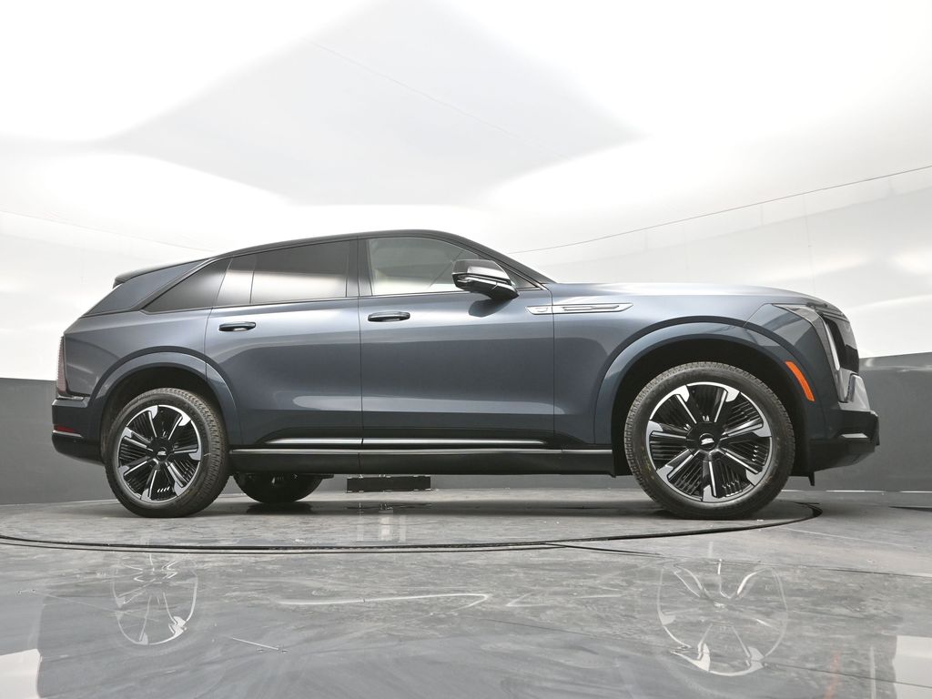 2025 Cadillac Escalade IQ Sport photo 23