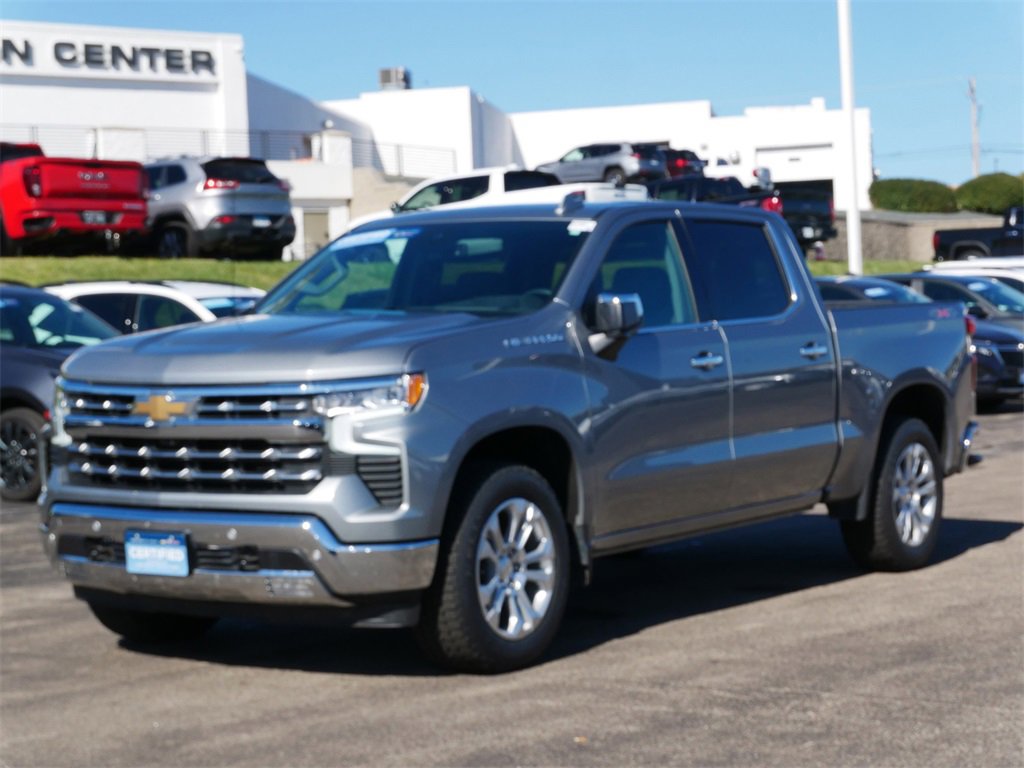 2024 Chevrolet Silverado 1500 LTZ photo 3