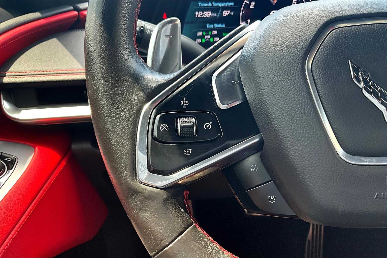 2023 Chevrolet Corvette Stingray 2LT photo 17
