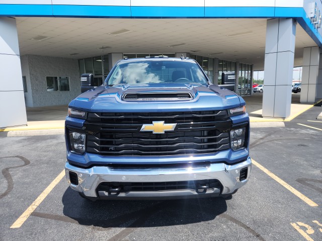 2025 Chevrolet Silverado 2500HD Work Truck photo 6