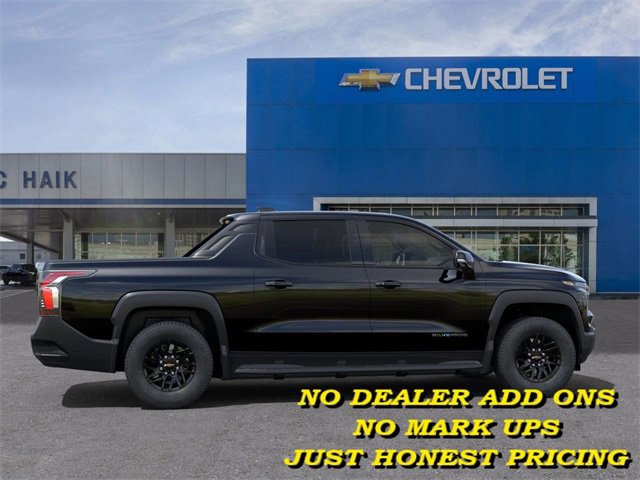 2025 Chevrolet Silverado EV LT photo 4