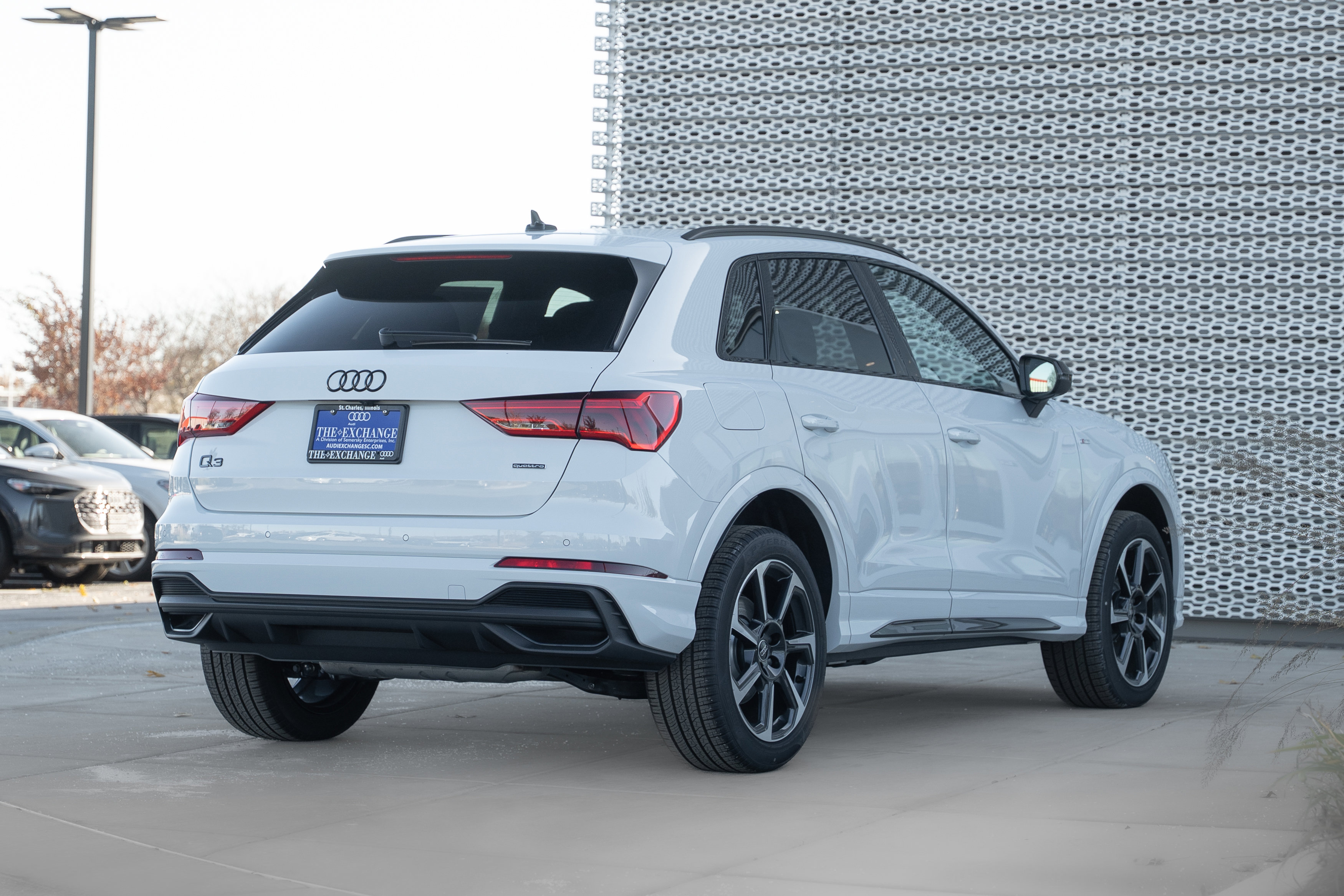 2025 Audi Q3 S line Premium Plus photo 4