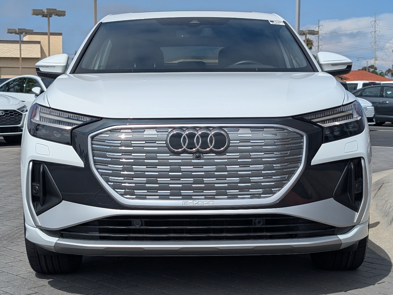 2024 Audi Q4 E-tron Prestige photo 2