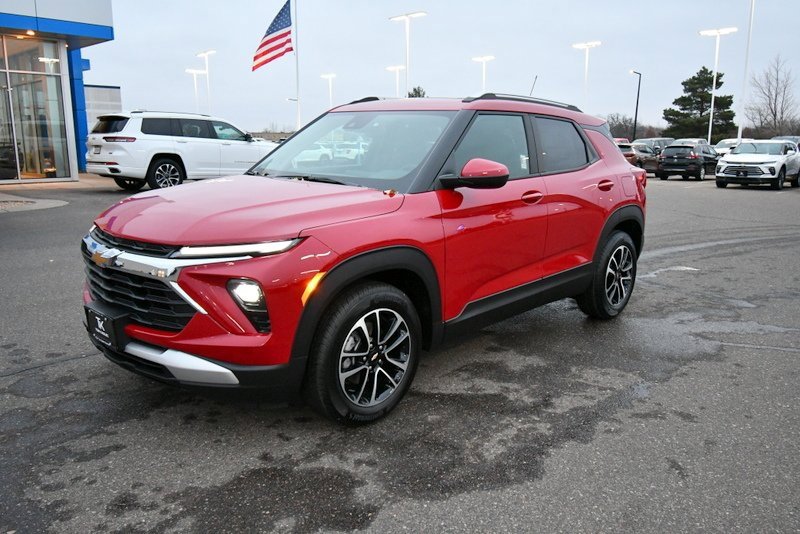 2026 Chevrolet Trailblazer LT photo 2